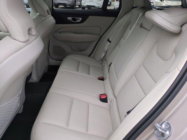 صورة مصغرة 15 لـ 2026 Volvo V60 CROSS COUNTRY B5 PLUS