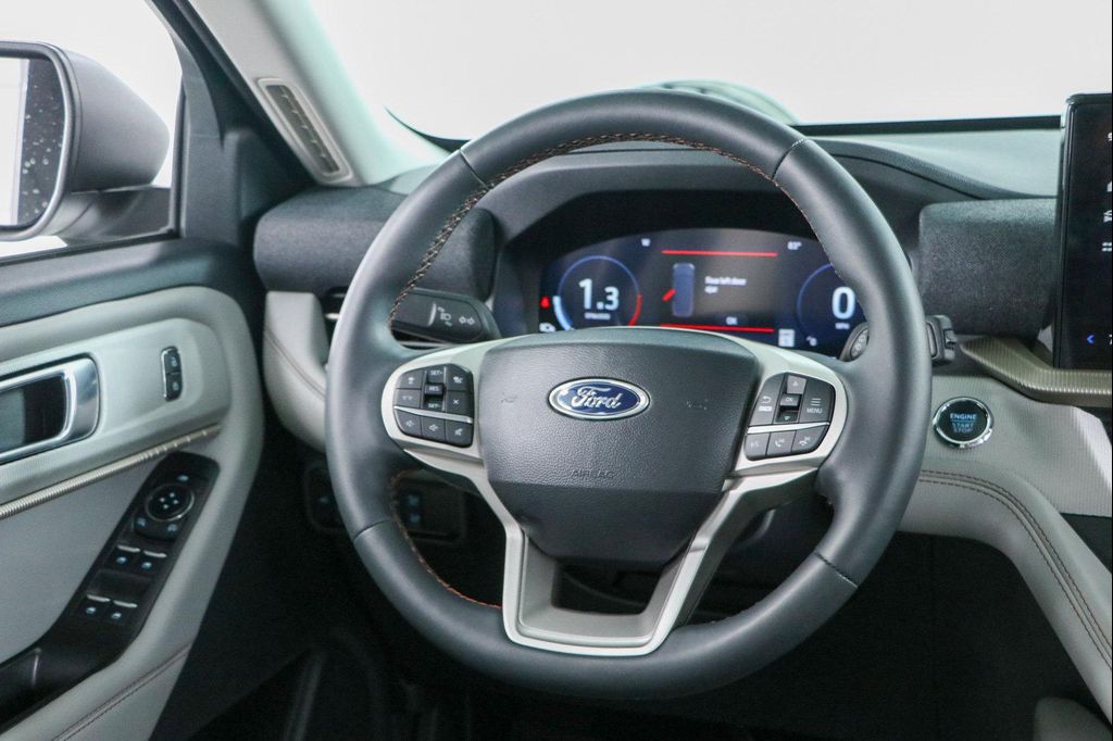صورة مصغرة 12 لـ 2025 FORD EXPLORER ACTIVE
