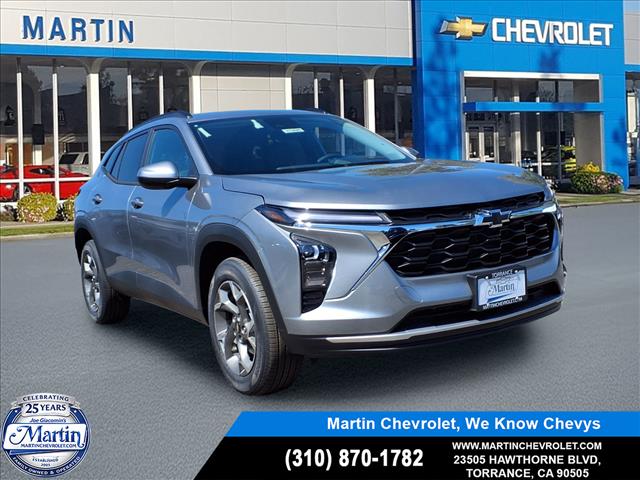 New 2026 Chevrolet Trax FWD 4dr LT