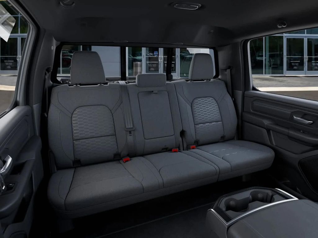 2026 RAM 1500 EXPRESS 缩略图 15
