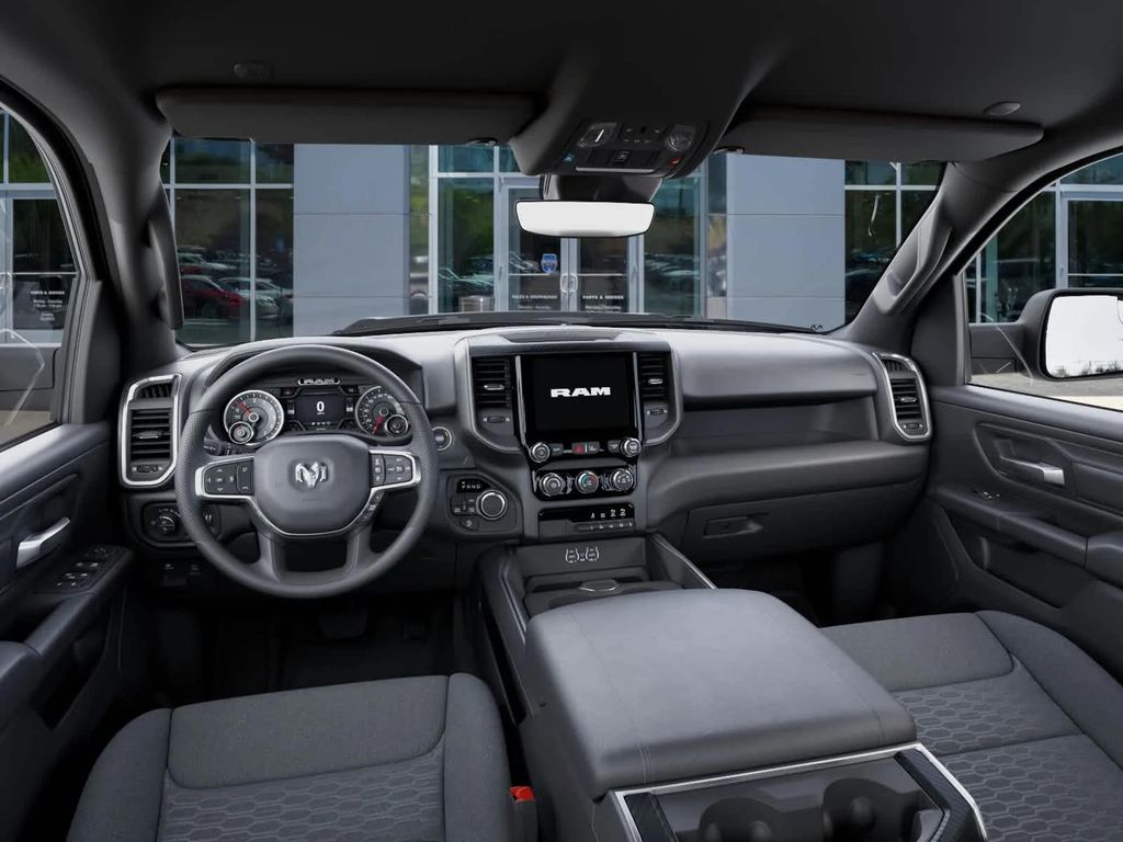 صورة مصغرة 14 لـ 2026 RAM 1500 EXPRESS