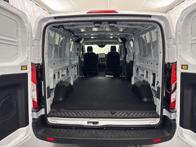 2026 FORD TRANSIT-250 BASE — фото 10