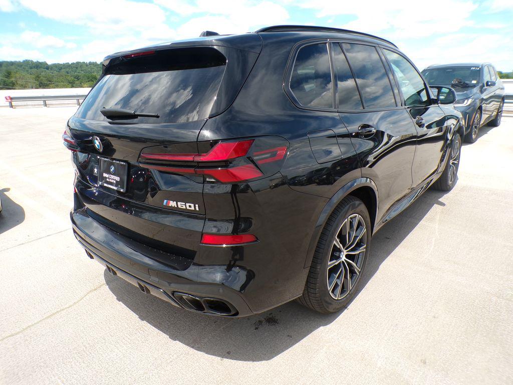 2025 BMW X5 M60I — фото 6