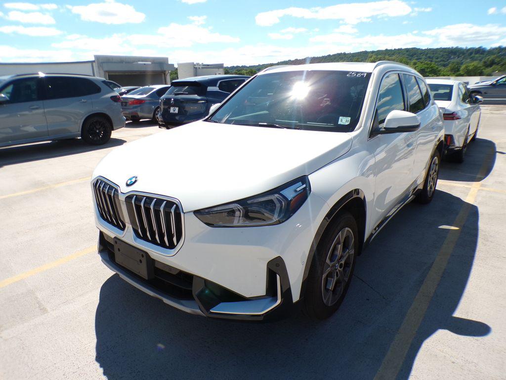 2026 BMW X1 XDRIVE28I photo 1