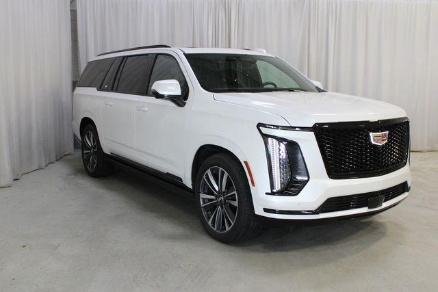 صورة 1 لـ 2025 Cadillac ESCALADE ESV SPORT