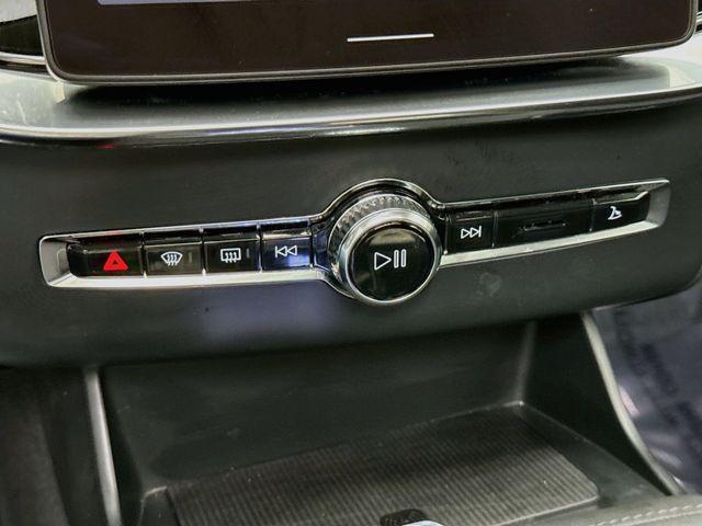 2025 Volvo XC90 B5 PLUS 7-SEATER — фото 16