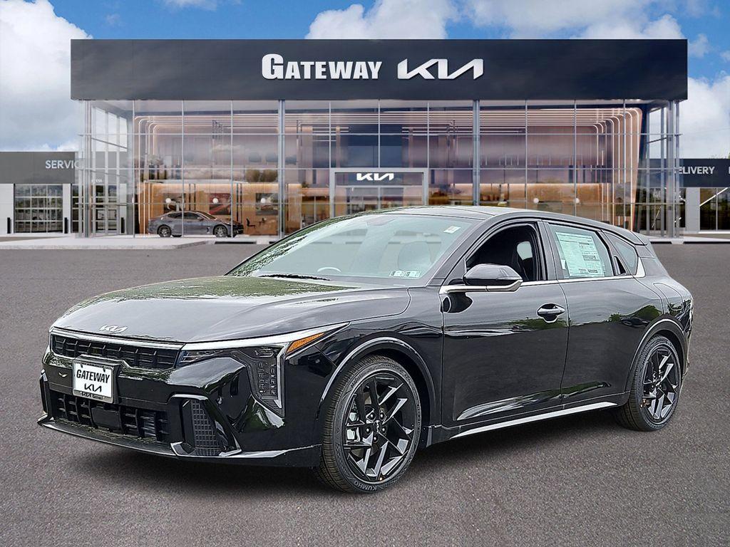 New 2026 Kia K4 GT-LINE