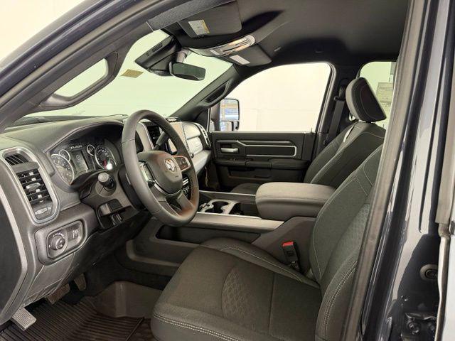 2026 RAM 2500 BIG HORN CREW CAB 4X4 6'4' BOX — миниатюра 14
