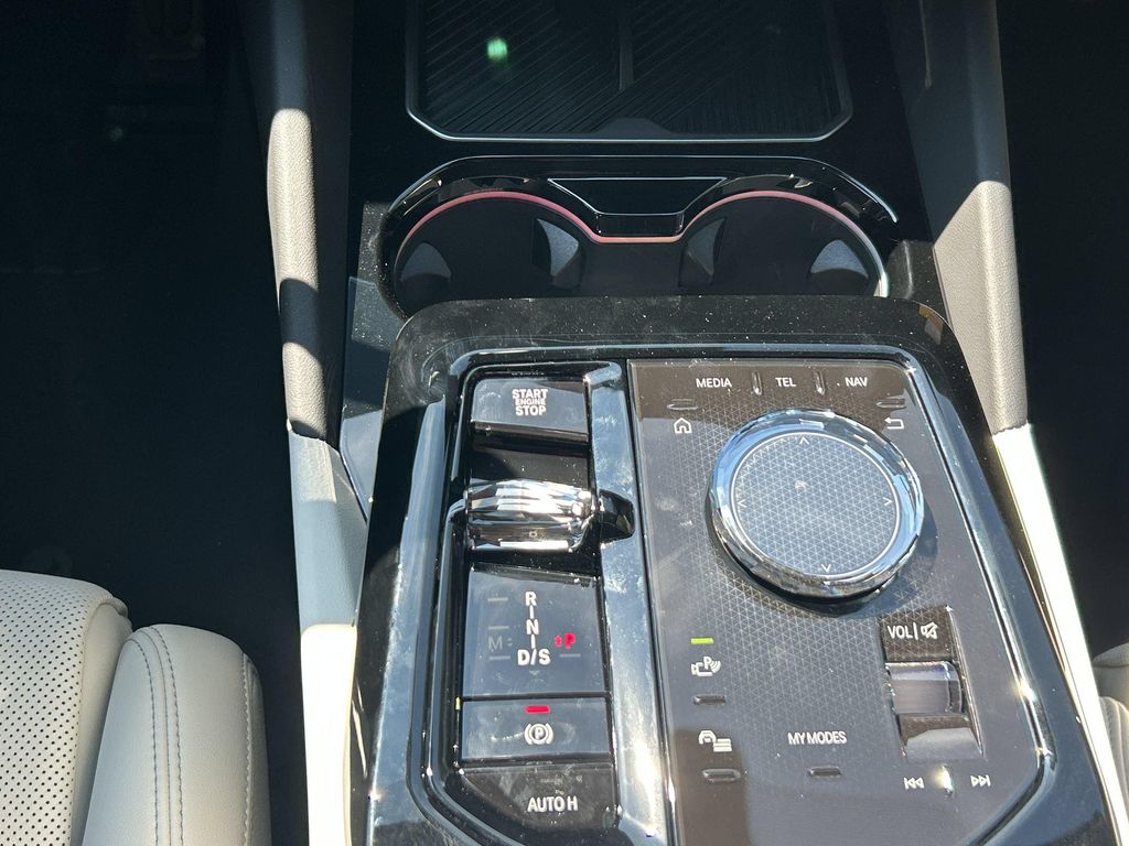 2027 BMW 530 I XDRIVE 缩略图 20