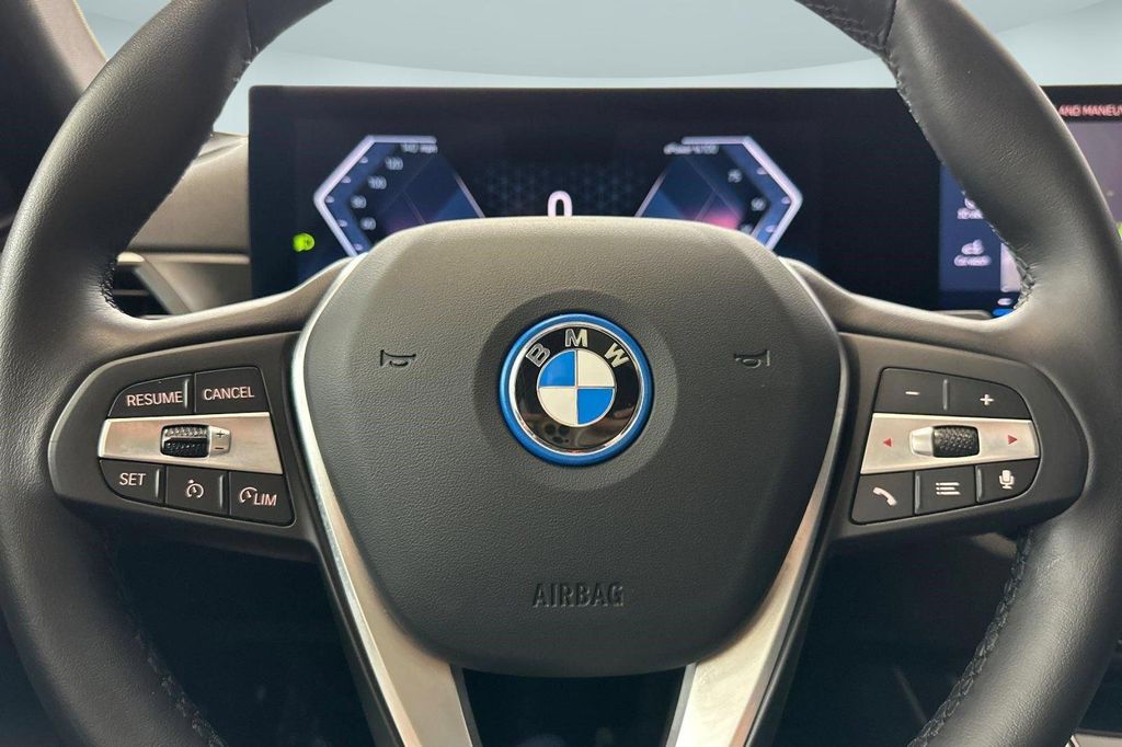 صورة مصغرة 16 لـ 2024 BMW I4 GRAN COUPE EDRIVE40