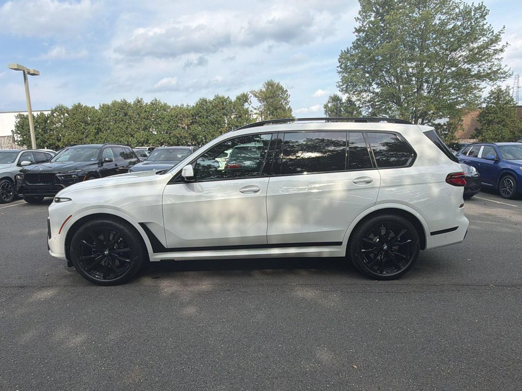 2027 BMW X7 XDRIVE40I — миниатюра 2