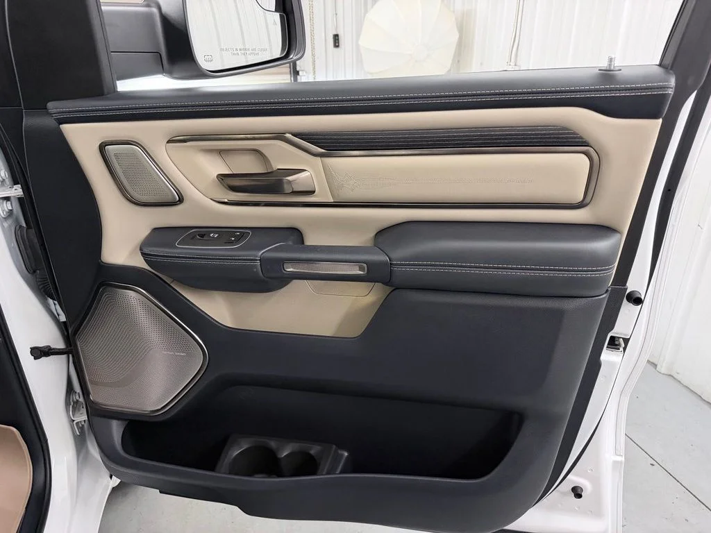 صورة مصغرة 46 لـ 2021 RAM 1500 LIMITED