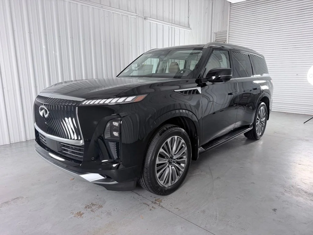 New 2026 INFINITI QX80 Luxe 2WD