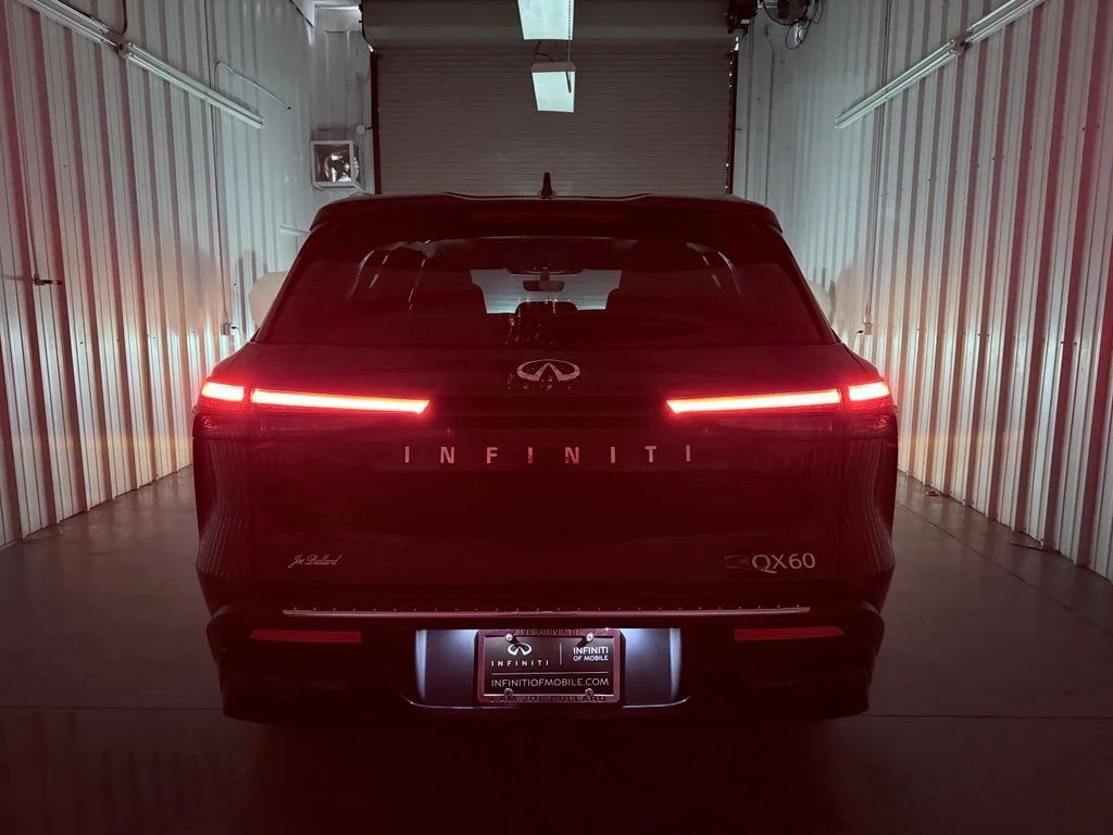 صورة 9 لـ 2023 Infiniti QX60 LUXE