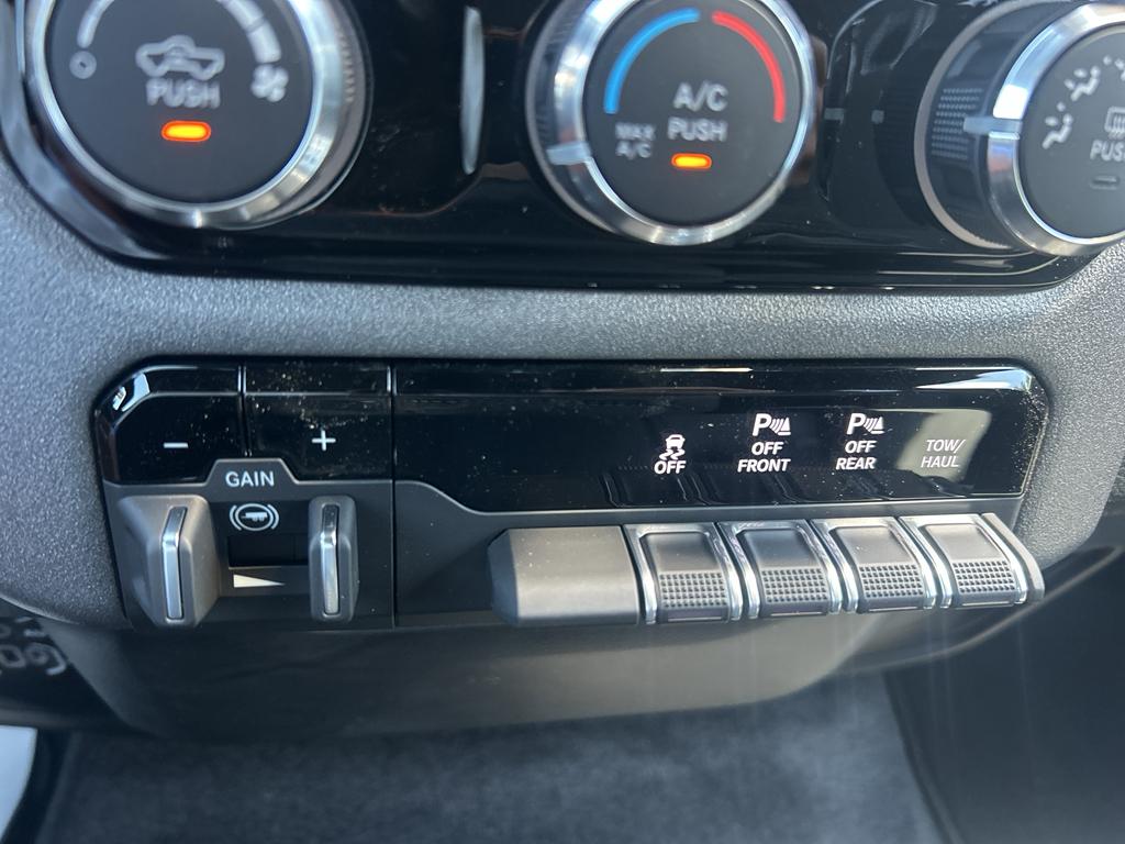 2026 RAM 1500 EXPRESS — миниатюра 29