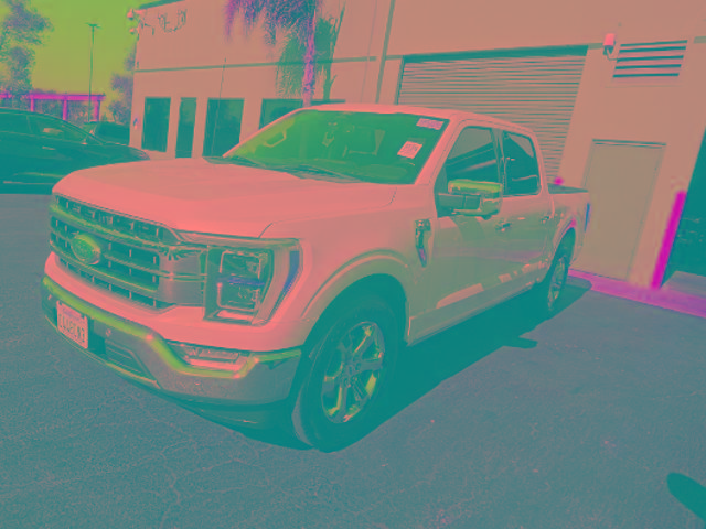 2022 FORD F-150 LARIAT photo 1