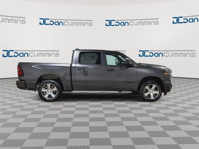 صورة 9 لـ 2026 RAM 1500 EXPRESS
