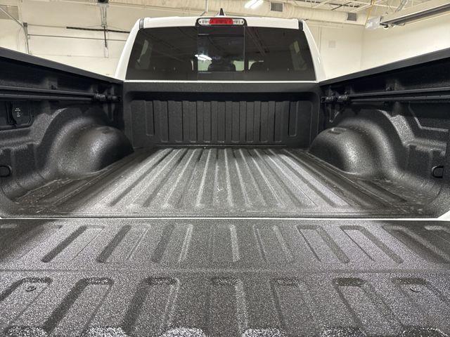صورة مصغرة 23 لـ 2026 RAM 1500 EXPRESS