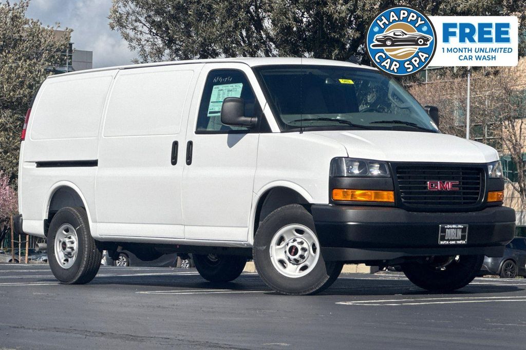 New 2025 GMC Savana 2500 Work Van
