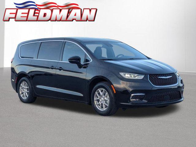 New 2026 Chrysler Pacifica L