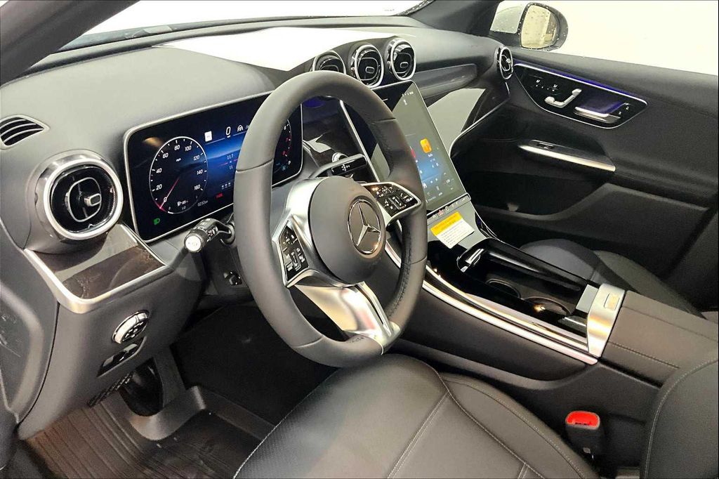 MERCEDES-BENZ GLC - 8