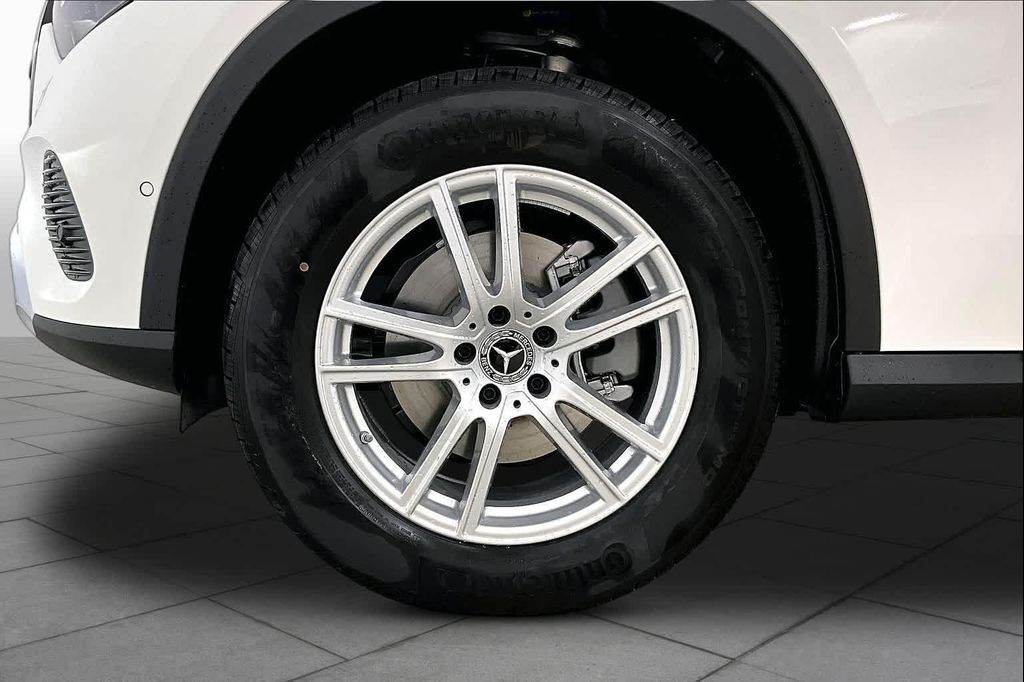 2026 Mercedes-BENZ GLC 缩略图 11