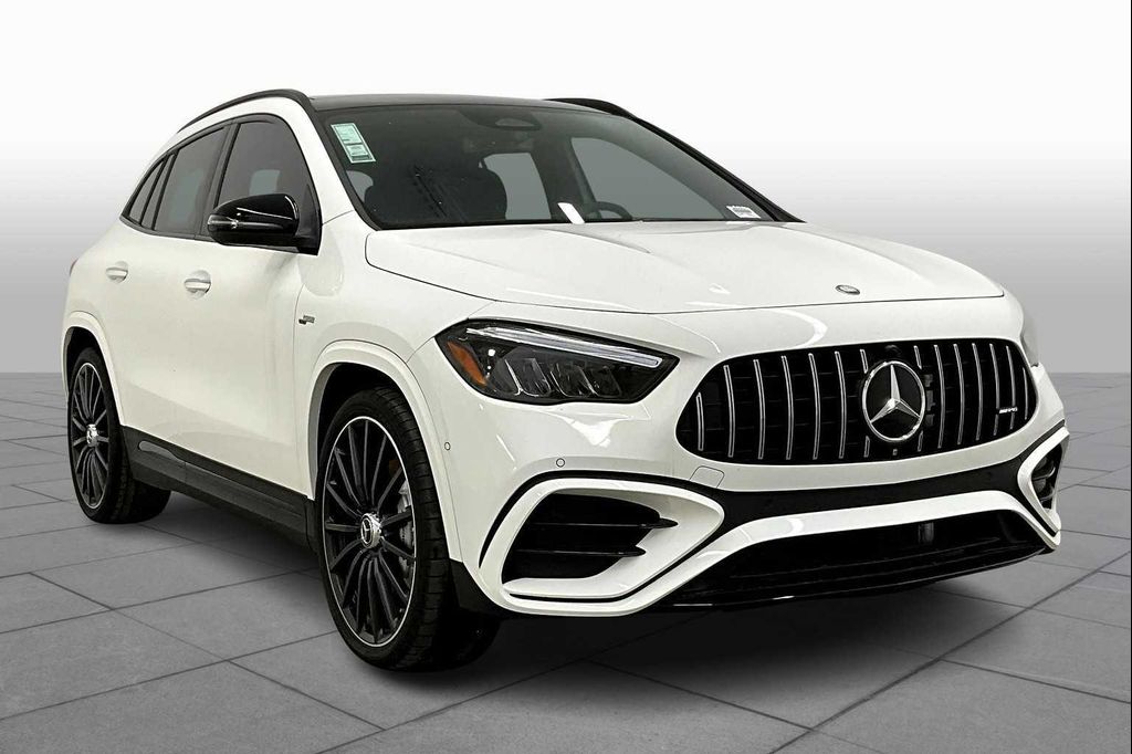 MERCEDES-BENZ GLA-CLASS AMG - 2