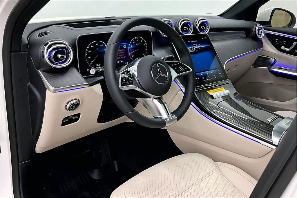 2026 Mercedes-BENZ GLC 照片 8