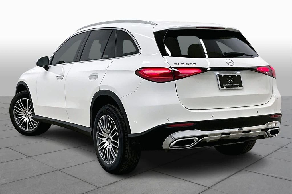 2026 Mercedes-BENZ GLC 缩略图 12