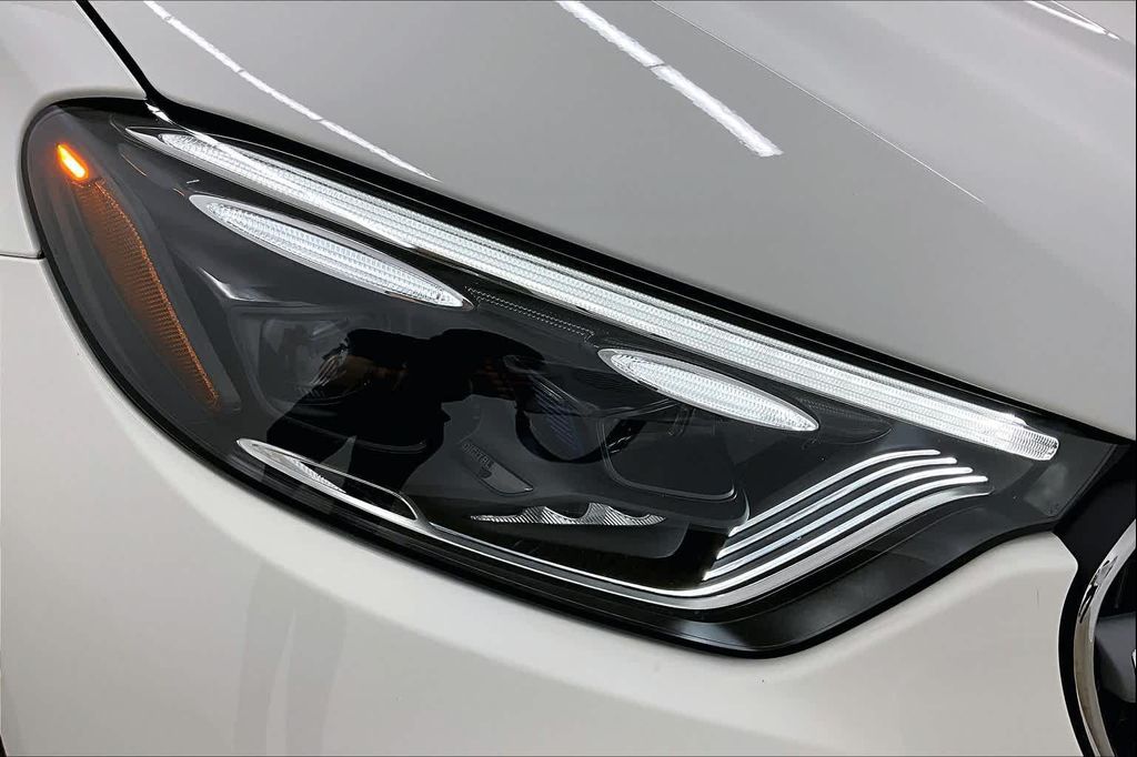 2026 Mercedes-BENZ GLC 缩略图 13
