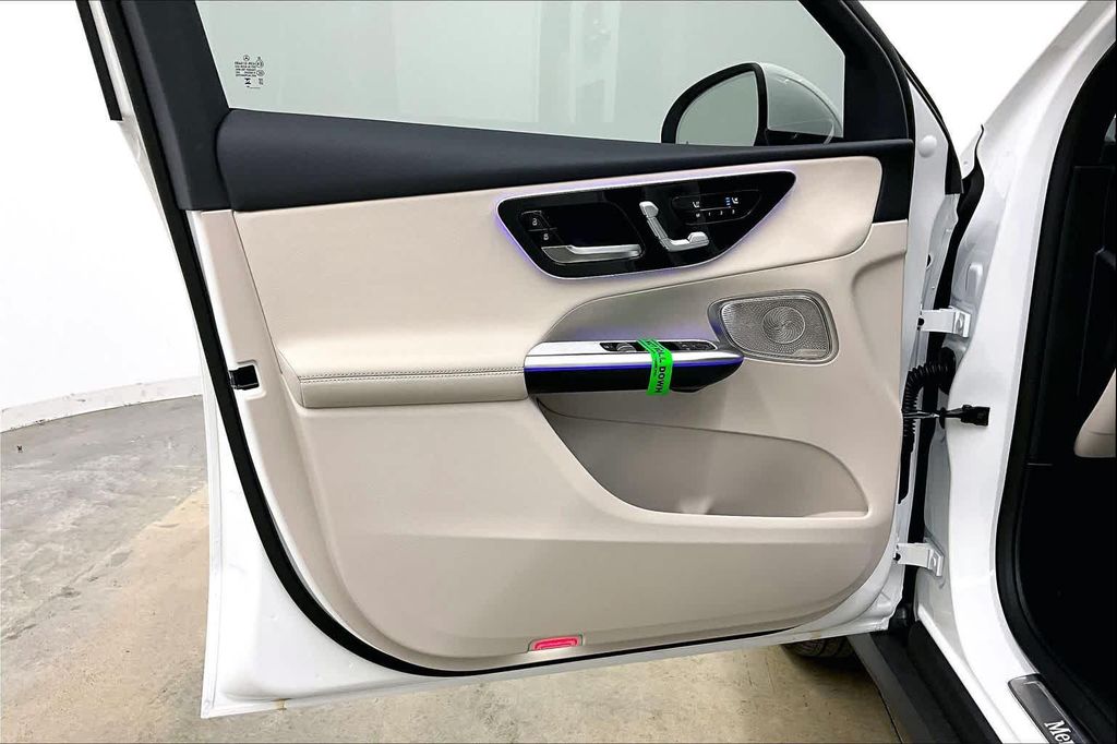 2026 Mercedes-BENZ GLC 照片 10