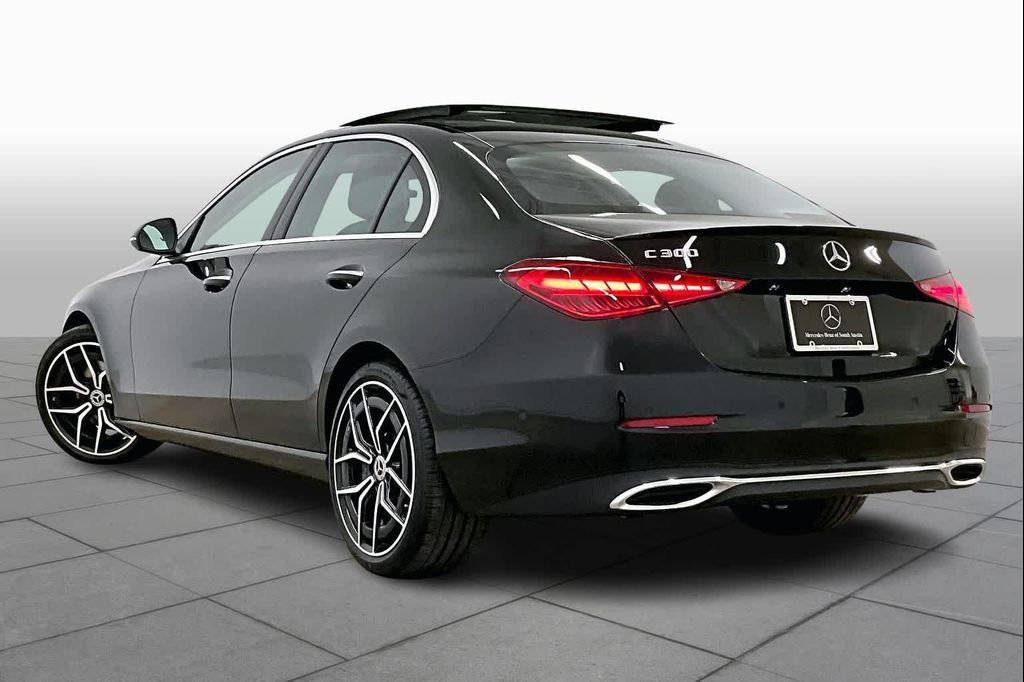 2026 Mercedes-BENZ C-CLASS — миниатюра 12