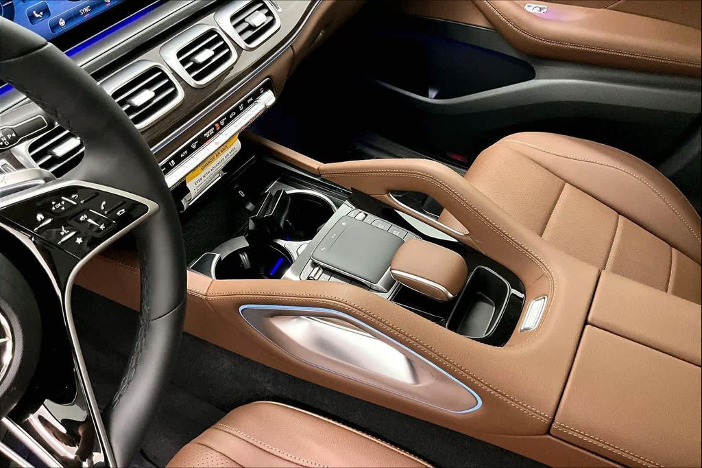 2026 Mercedes-BENZ GLE 缩略图 7