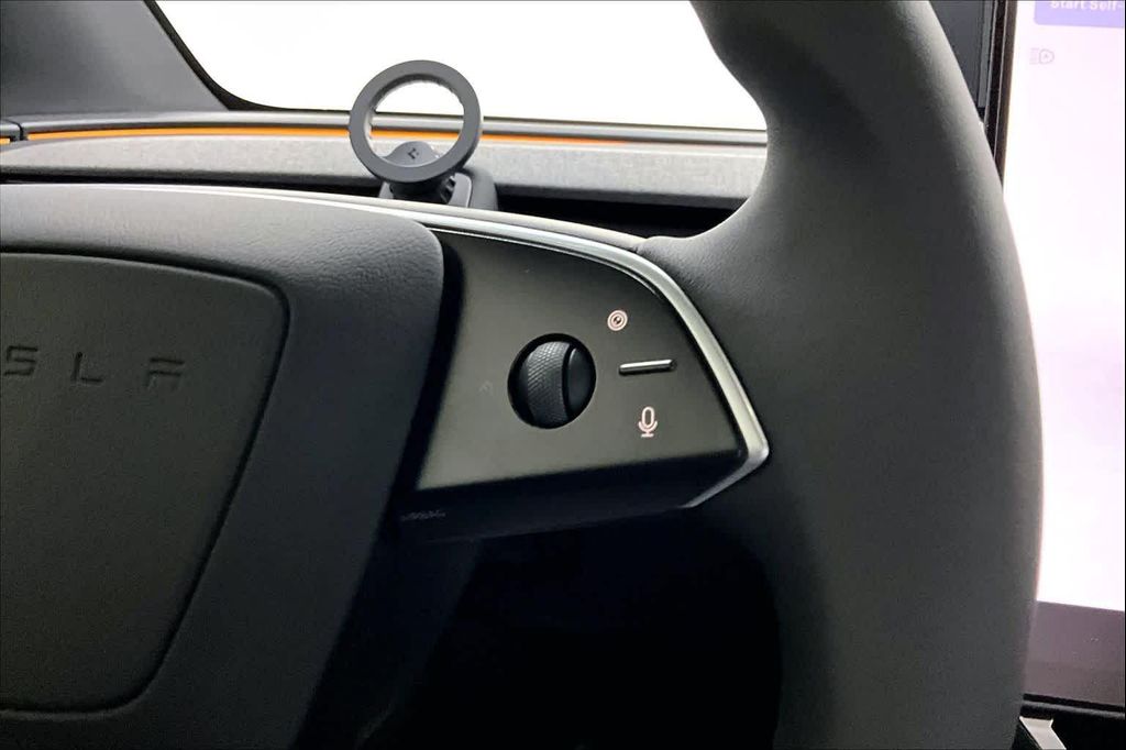 صورة مصغرة 21 لـ 2026 Tesla MODEL Y LONG RANGE LAUNCH SERIES