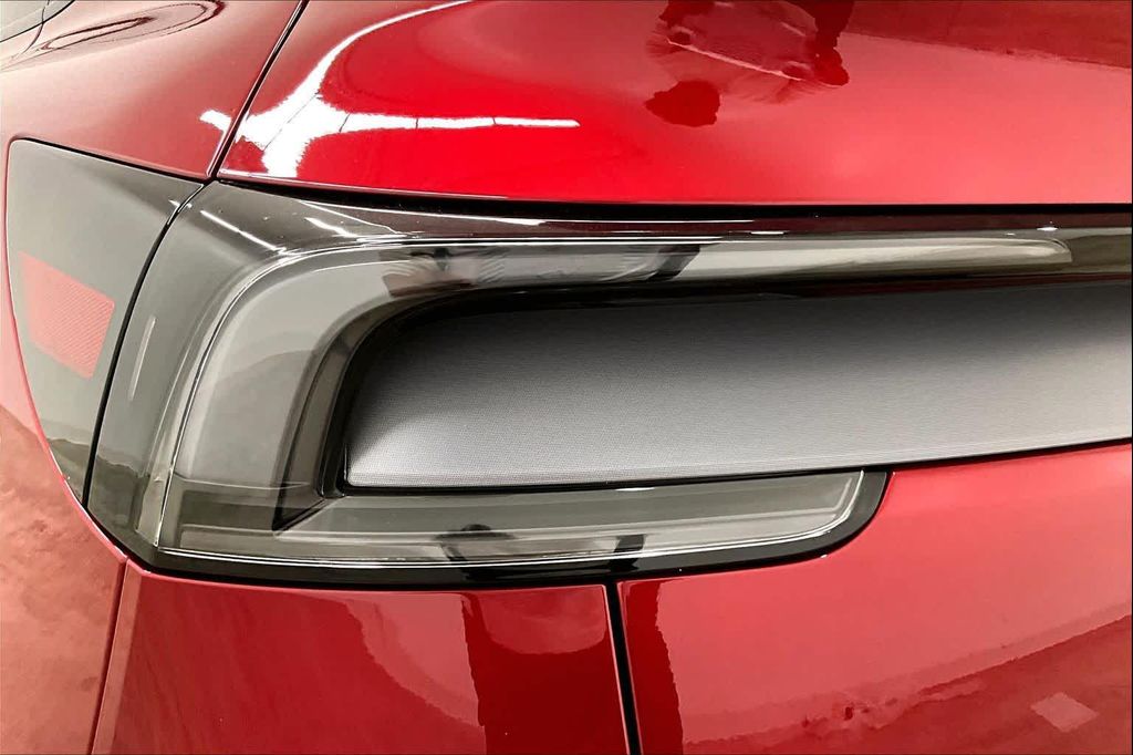 صورة مصغرة 27 لـ 2026 Tesla MODEL Y LONG RANGE LAUNCH SERIES
