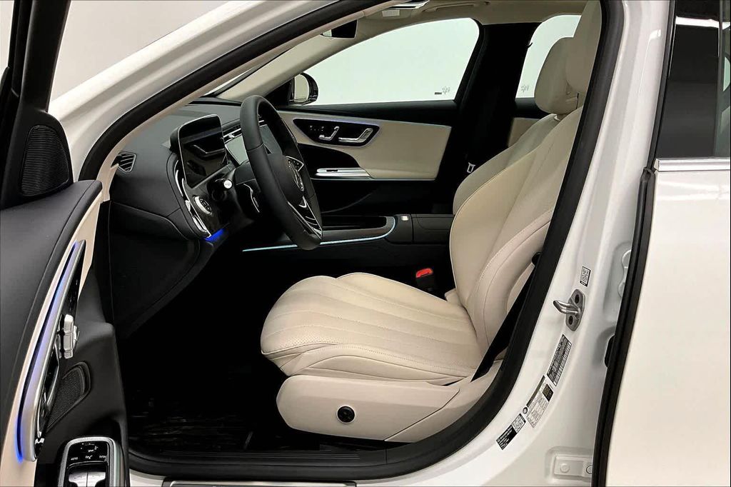 MERCEDES-BENZ E-CLASS - 9