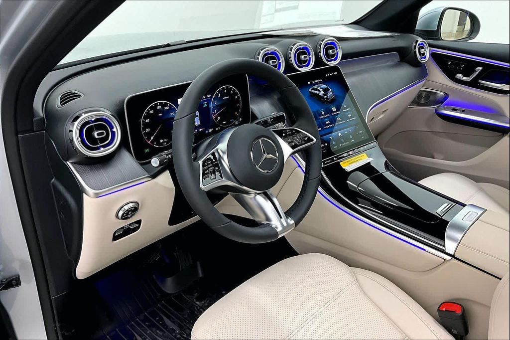 MERCEDES-BENZ GLC - 8
