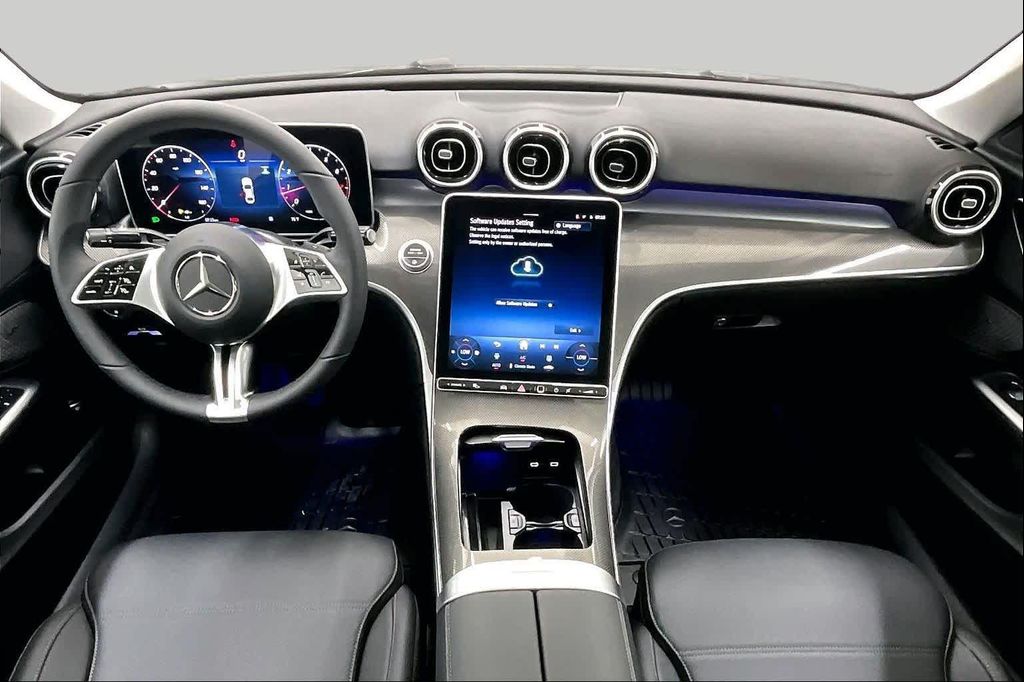 2026 Mercedes-BENZ C-CLASS — фото 5