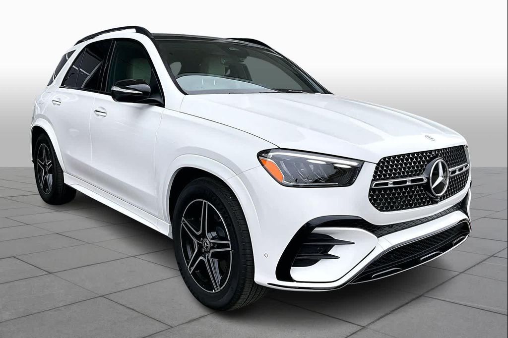 2026 Mercedes-BENZ GLE 照片 2