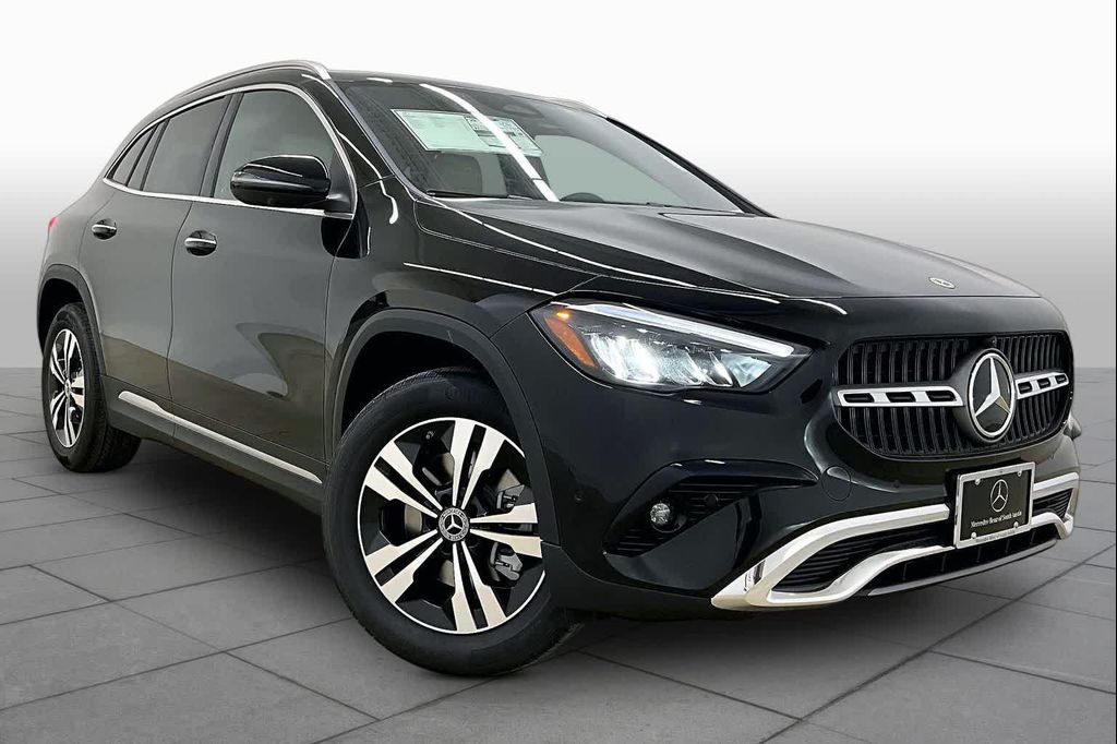 صورة 2 لـ 2026 Mercedes-BENZ GLA