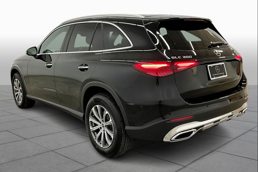 2026 Mercedes-BENZ GLC 缩略图 12