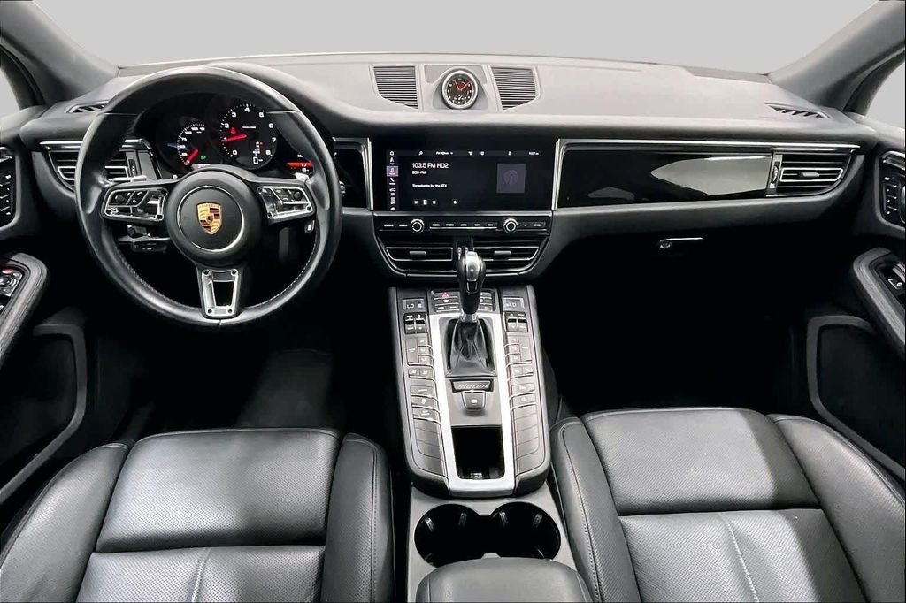 2020 Porsche MACAN — миниатюра 15