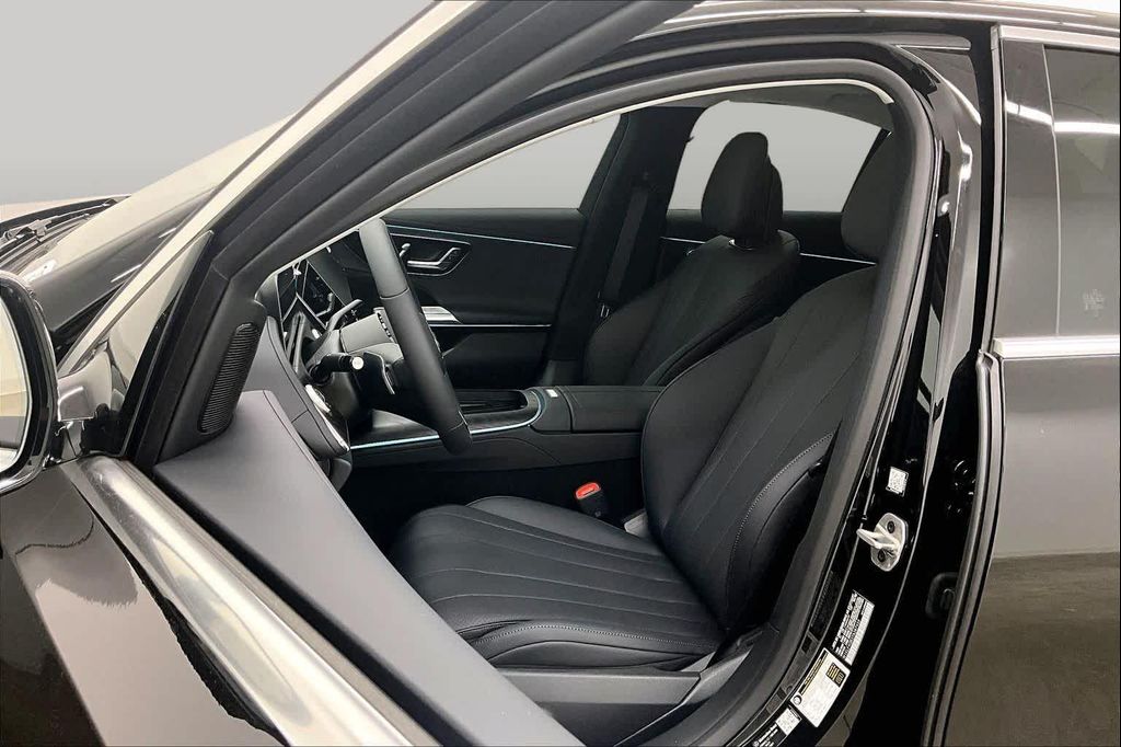 2026 Mercedes-BENZ E-CLASS 照片 9