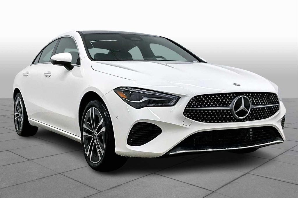 صورة 2 لـ 2025 Mercedes-BENZ CLA