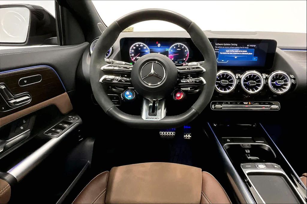 2025 Mercedes-BENZ AMG GLA 35 4MATIC 照片 6