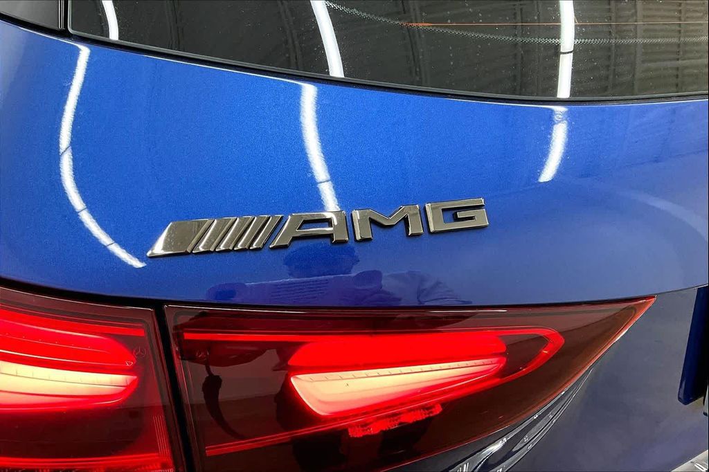 2025 Mercedes-BENZ AMG GLA 35 4MATIC 照片 10