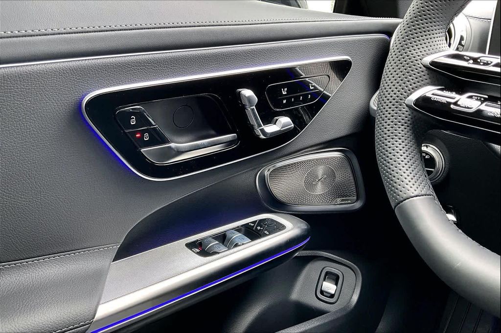 2026 Mercedes-BENZ CLE — миниатюра 19