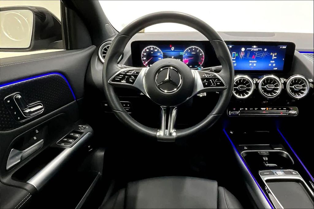 MERCEDES-BENZ GLA-CLASS - 6