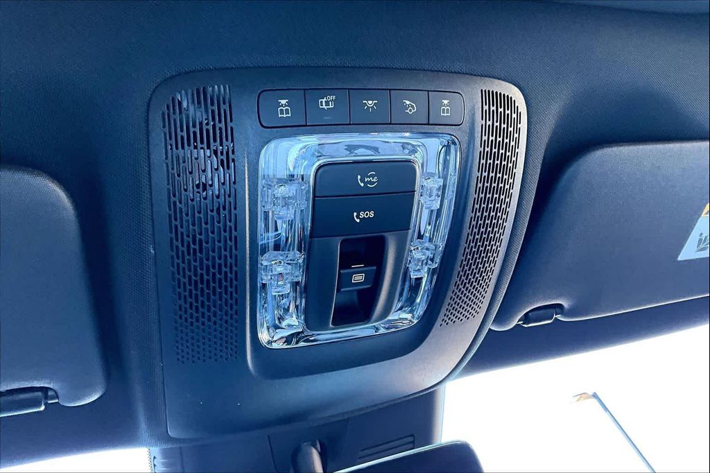 2026 Mercedes-BENZ GLA — миниатюра 18