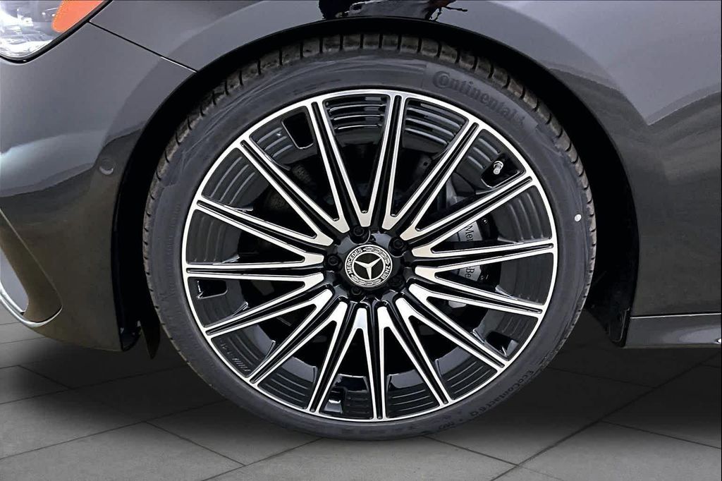 صورة مصغرة 11 لـ 2026 Mercedes-BENZ E-CLASS